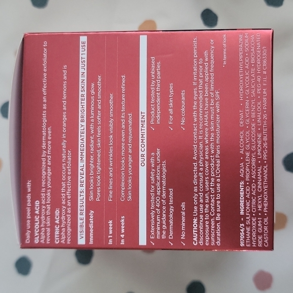 Revitalift Triple Power LZR Anti-Aging 10% Glycolic Complex Peel Pads - Picture 2 of 3